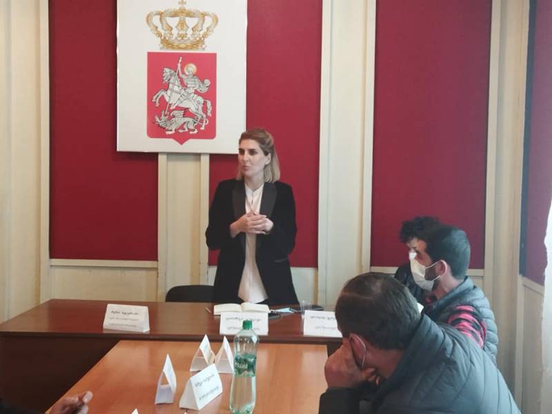 დეპუტატის ბიუროს ხელმძღვანელი  ქრისტინა კობახიძე,ცაგერის მუნიციპალიტეტის საკრებულოს...